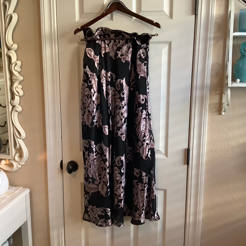 Flowing floral skirt